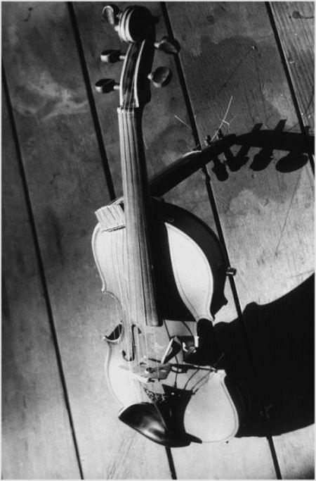 9 string 'elbow' violin